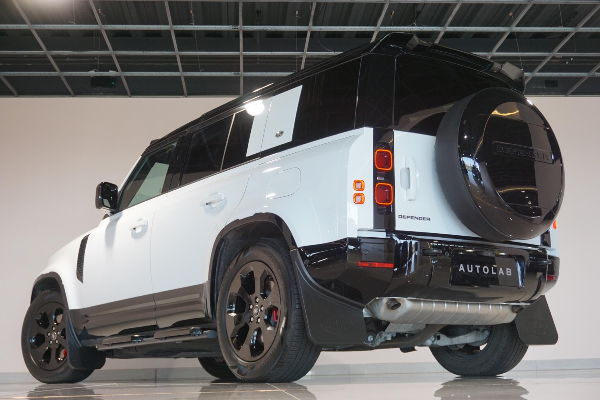 Land Rover Defender 110 2.0 P400e 15.4kWh X-Dynamic HSE SUV 5dr Petrol Plug-in Hybrid Auto 4WD Euro 6 (s/s) (404 ps)